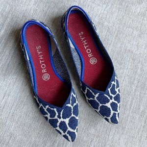 Rothy’s The Point Flats in Indigo Giraffe - Retired Print, Size 9